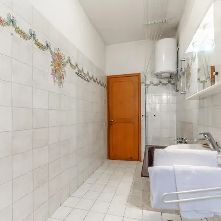 Casa Giuli - Metro Jonio Roma